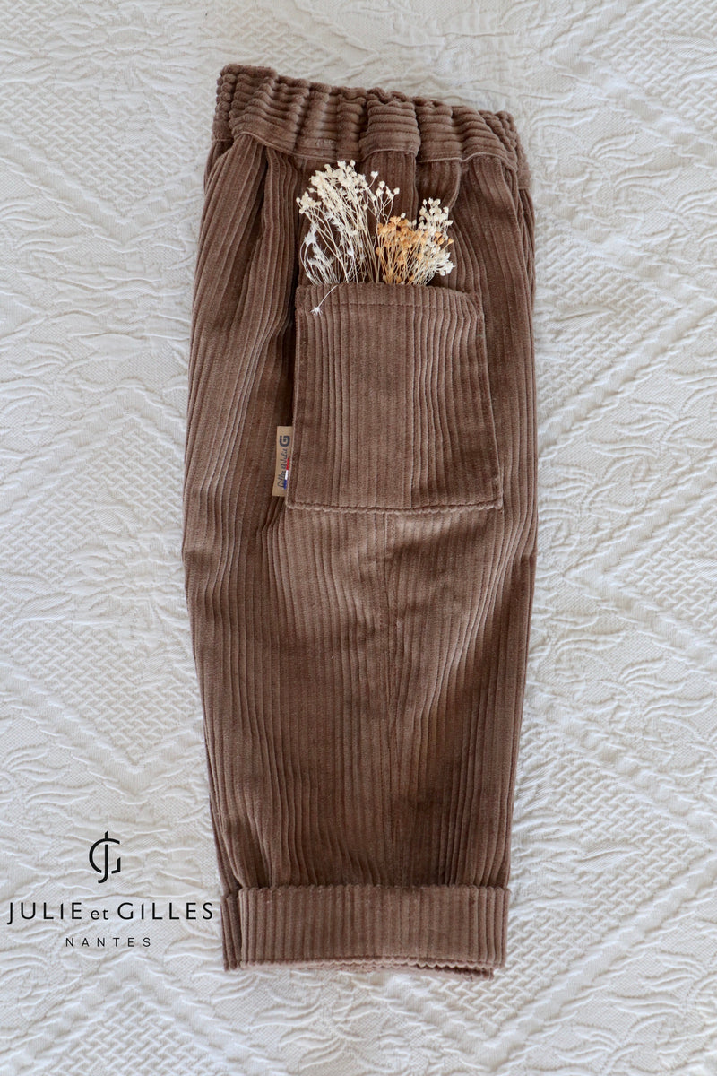 Pantalon velours enfant côtelé camel - SABLE - Bleu Macaron Pantalon velours enfant côtelé camel - SABLE - Bleu Macaron