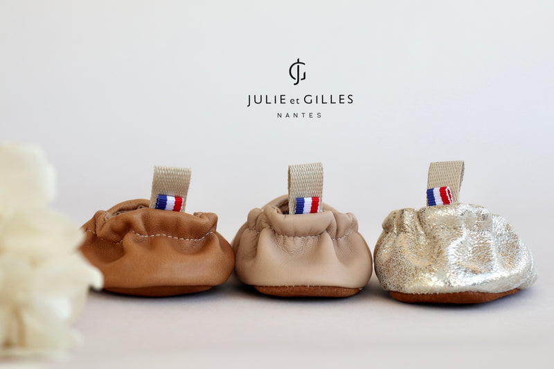 Chaussons bébé en cuir souple-Chaussons premiers pas- Chaussons made in  France-Biscuit – Julie et Gilles